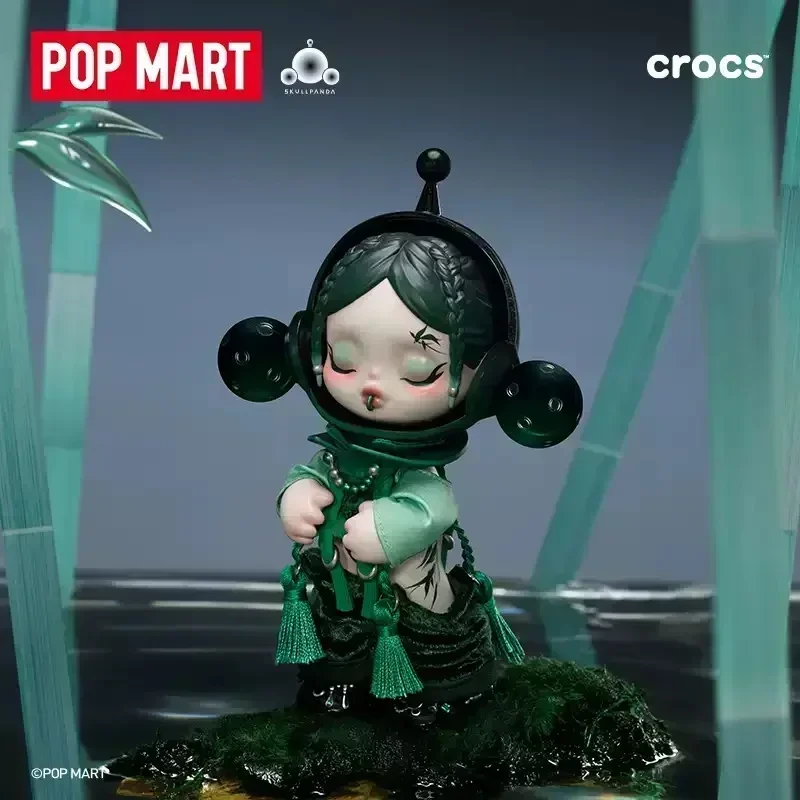 Model Kit Anime Girl - POP MART SKULLPANDA X CROCS Serie