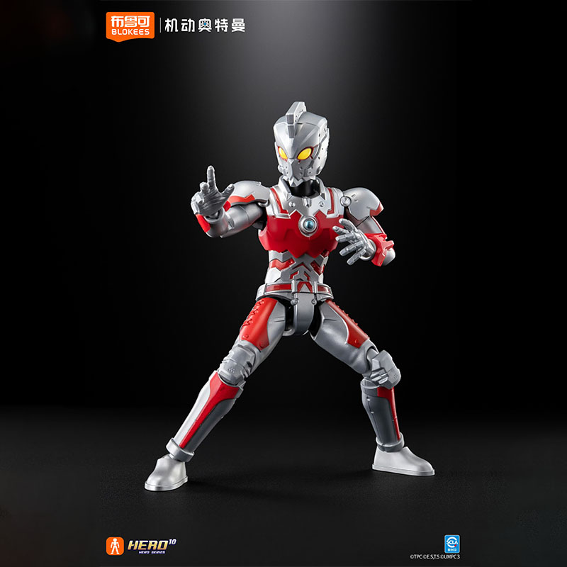 Blokees Ultraman Suit Versione - Model Kit Ultraman Zero recensione e prezzo